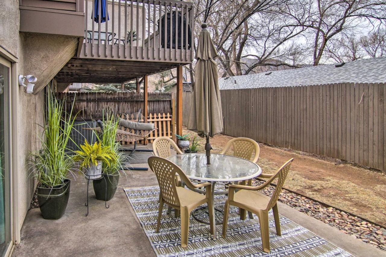Appartamento Manitou Springs Escape With Aandc And Private Deck! Esterno foto